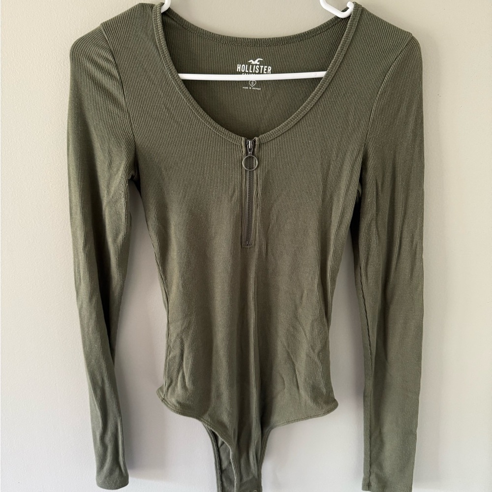 Hollister Green Fitted Long Sleeve Bodysuit
